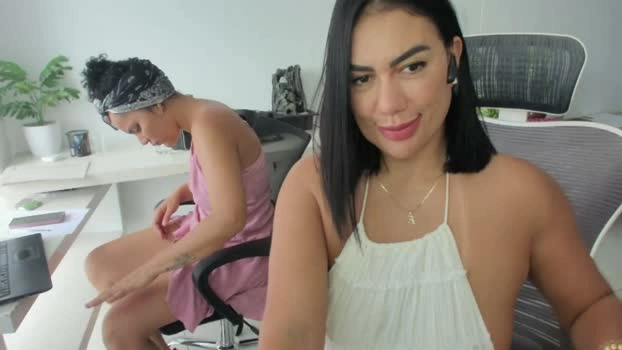 emillybrowm 01-07-2026 Live Webcam strip naked