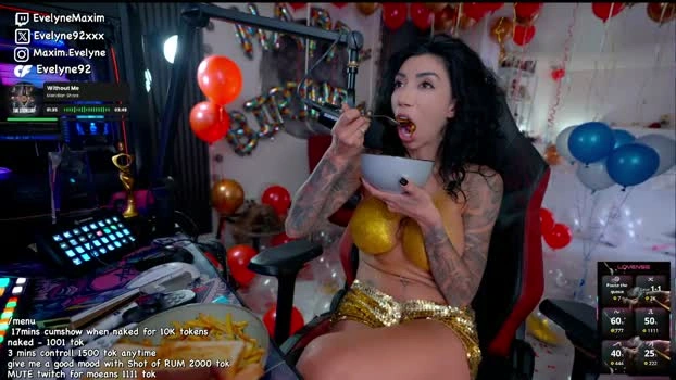 evelyne92 04-07-2026 Live Webcam nasty big