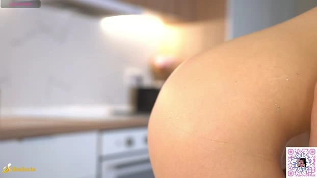 bellacle 04-07-2026 Live Webcam big fuckher