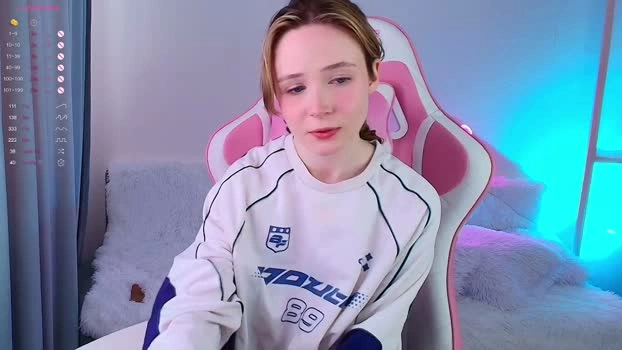 poompoompeach_ 13-07-2026 Live Webcam analtoy hot