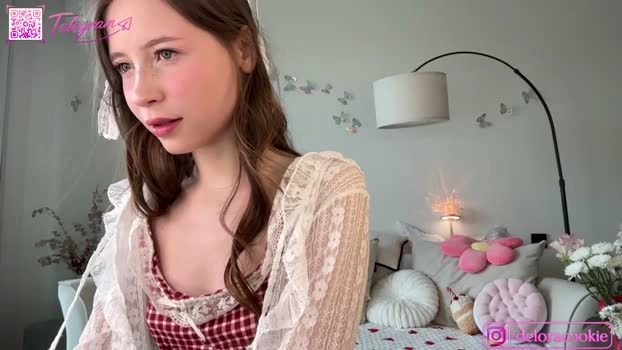 delorathecookie 15-07-2026 Live Webcam Naked Cam