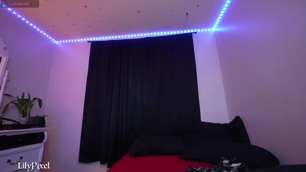 lilypixel 15-07-2026 Live Webcam bigass wet