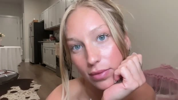 caseyyyhere 17-07-2026 Live Webcam tits Webcam