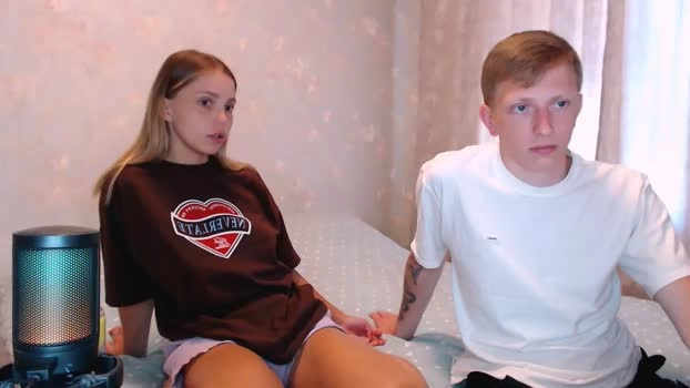 julsweet 17-07-2026 Live Webcam suckcock gag