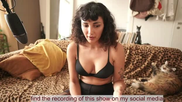 venus_in_jeans 19-07-2026 Live Webcam fingers playtime