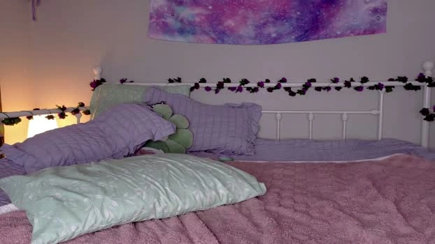 itsnikkisweet 20-07-2026 Live Webcam bigboobs beautiful