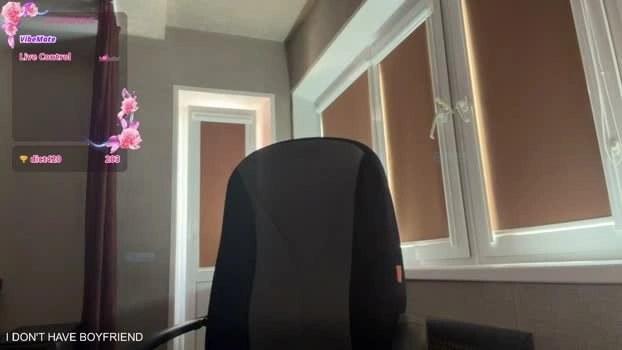 emmaandjake 21-07-2026 Live Webcam fingers analtoy