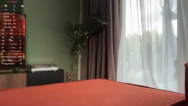 brilliantvictoria 22-07-2026 Live Webcam beauty legs
