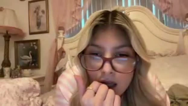 chloeesage 23-07-2026 Live Webcam jerkoff sexy