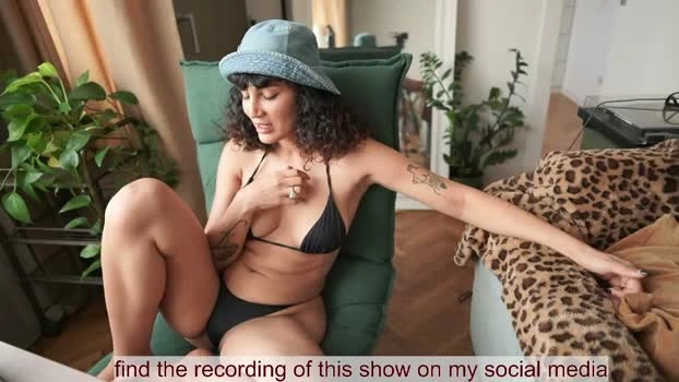 venus_in_jeans 23-07-2026 Live Webcam fuckpussy striptease
