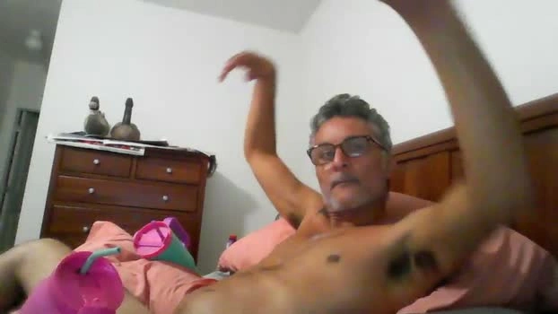 christopher_rain 26-07-2026 Live Webcam blowjob fuckher