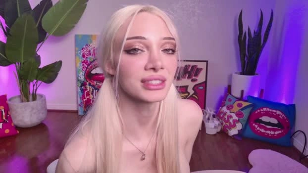 bunnydollstella 28-07-2026 Live Webcam squirt sexykitty